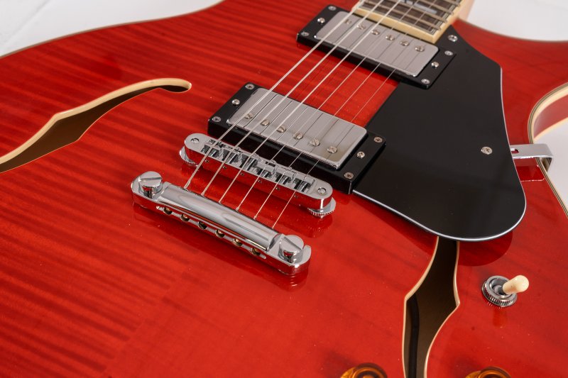 Washburn SH35TR-U Wing Series Trans Red Guitarra Eléctrica 5