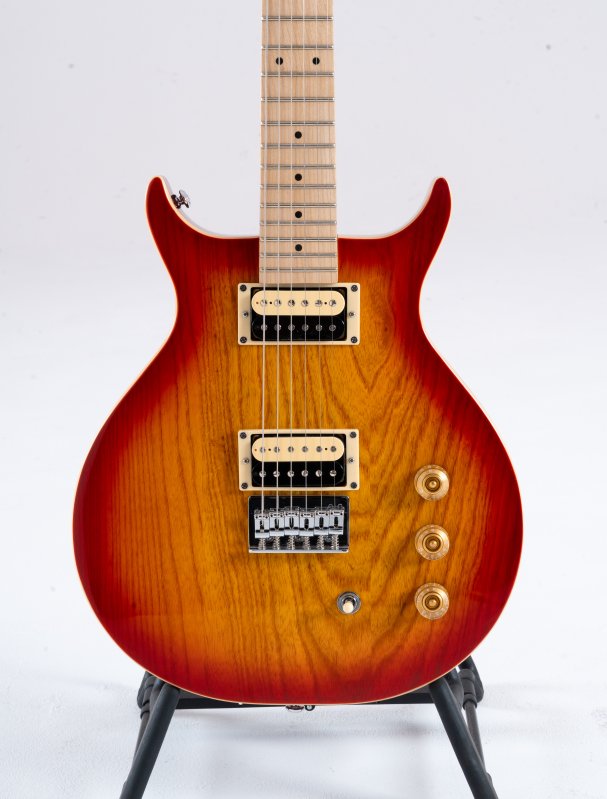 Washburn R5CB-U Wing Series Raven ’78 Cherry Burst Guitarra Eléctrica 3